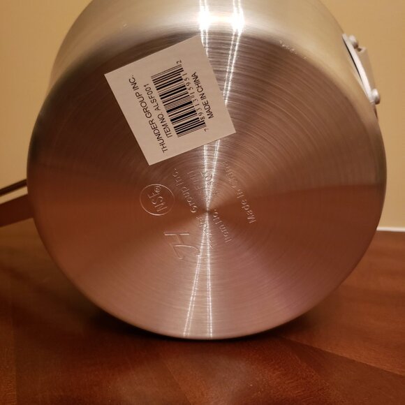 (NWT) Thunder Group 5.5-Quart Fryer Pan with 9" Basket - Picture 6 of 7